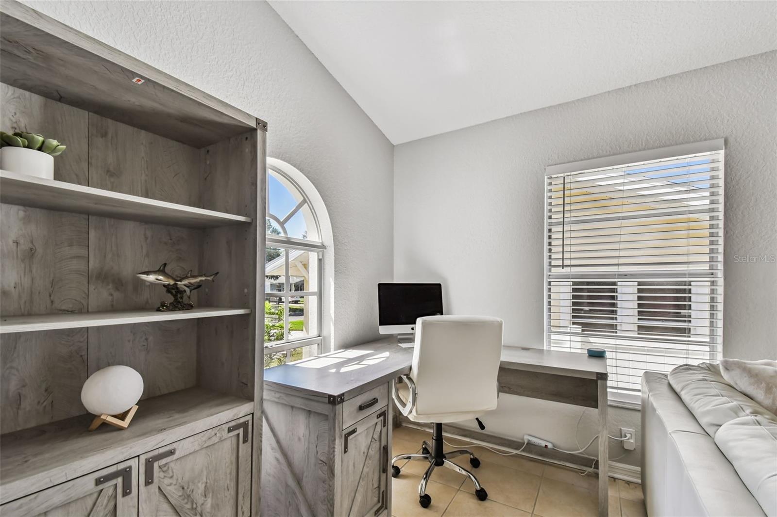 SHOREACRES CENTER - Residential Lease