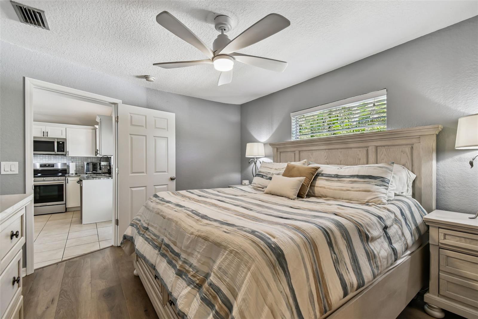 SHOREACRES CENTER - Residential Lease