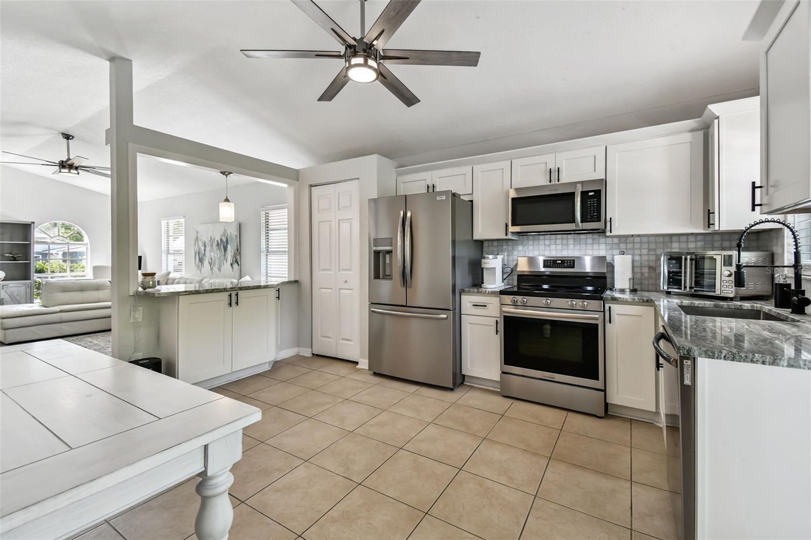 SHOREACRES CENTER - Residential Lease