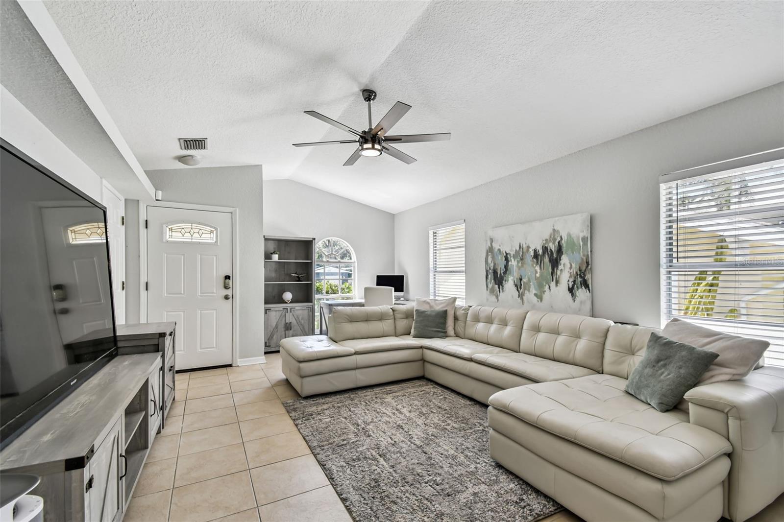 SHOREACRES CENTER - Residential Lease