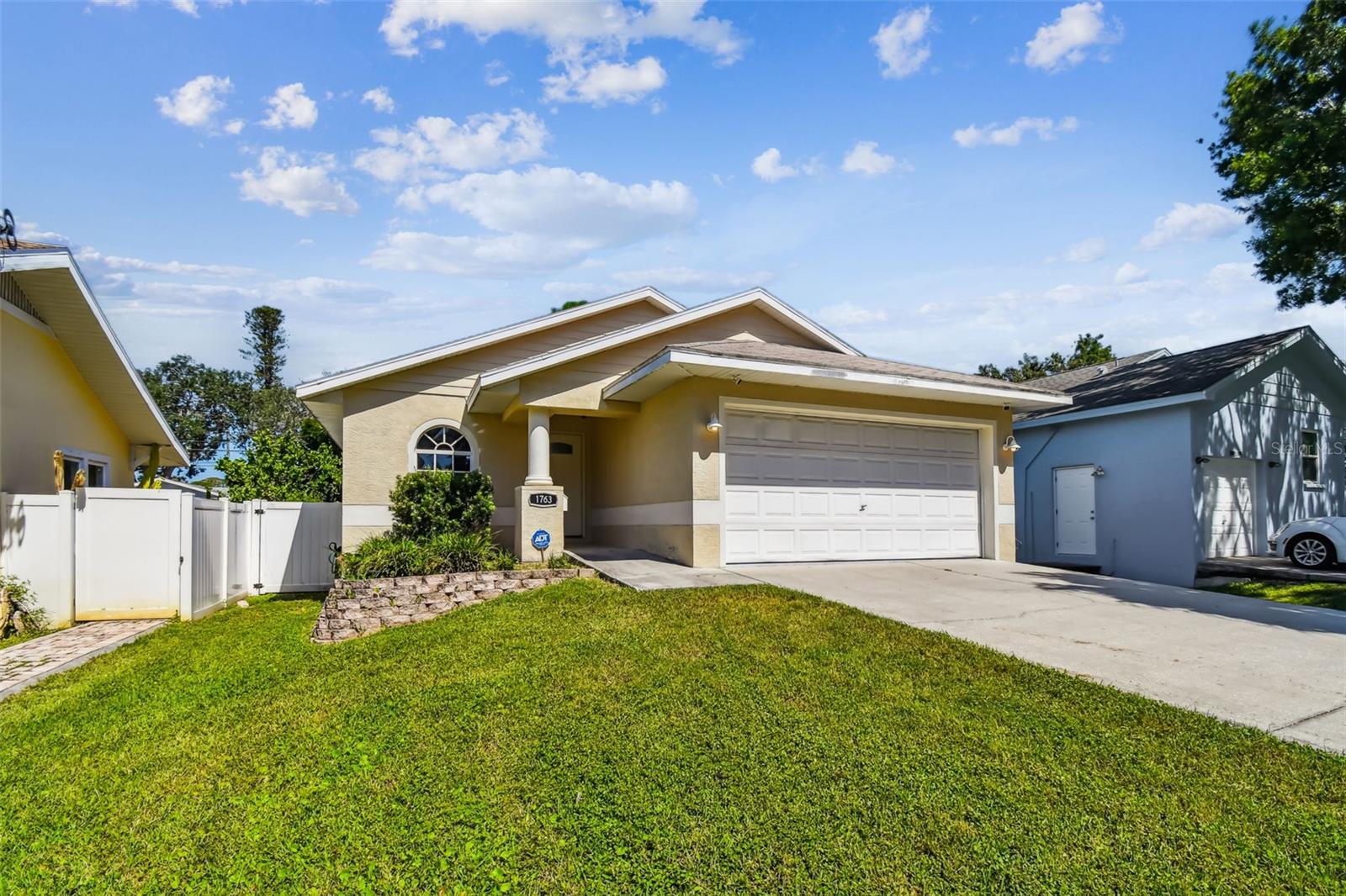 SHOREACRES CENTER - Residential Lease