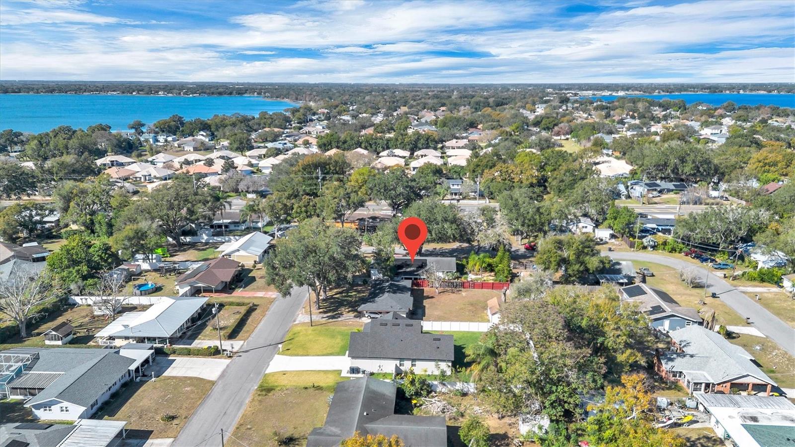 OAK MANOR - Residential