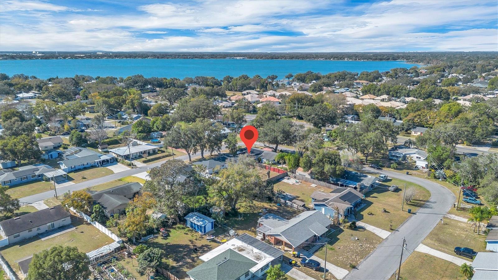 OAK MANOR - Residential