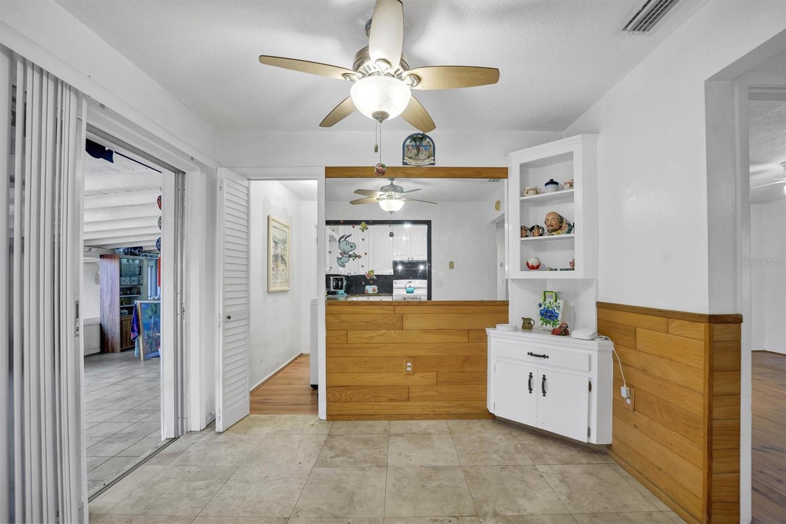 OAK MANOR - Residential