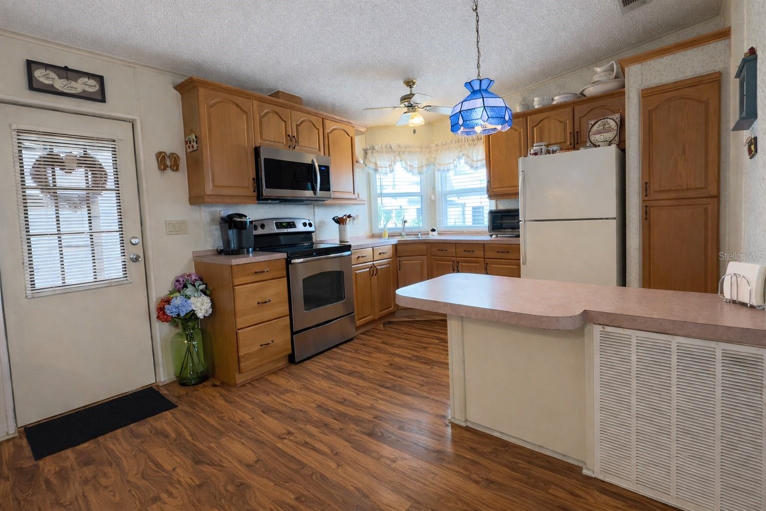 HARBOR COVE - Residential