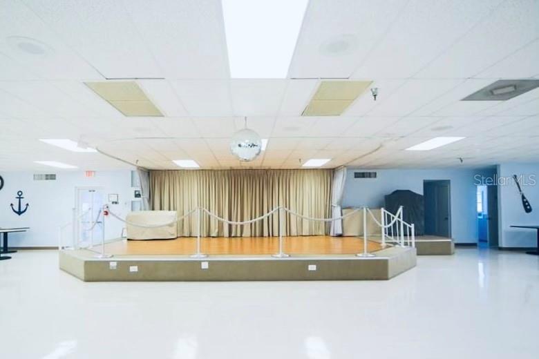 HARBOR COVE - Residential