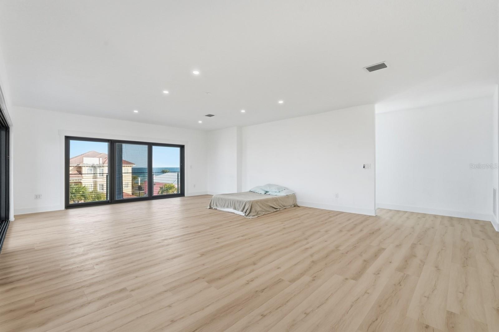 FLAGLER BEACH MODEL LAND COMPANY - Residential