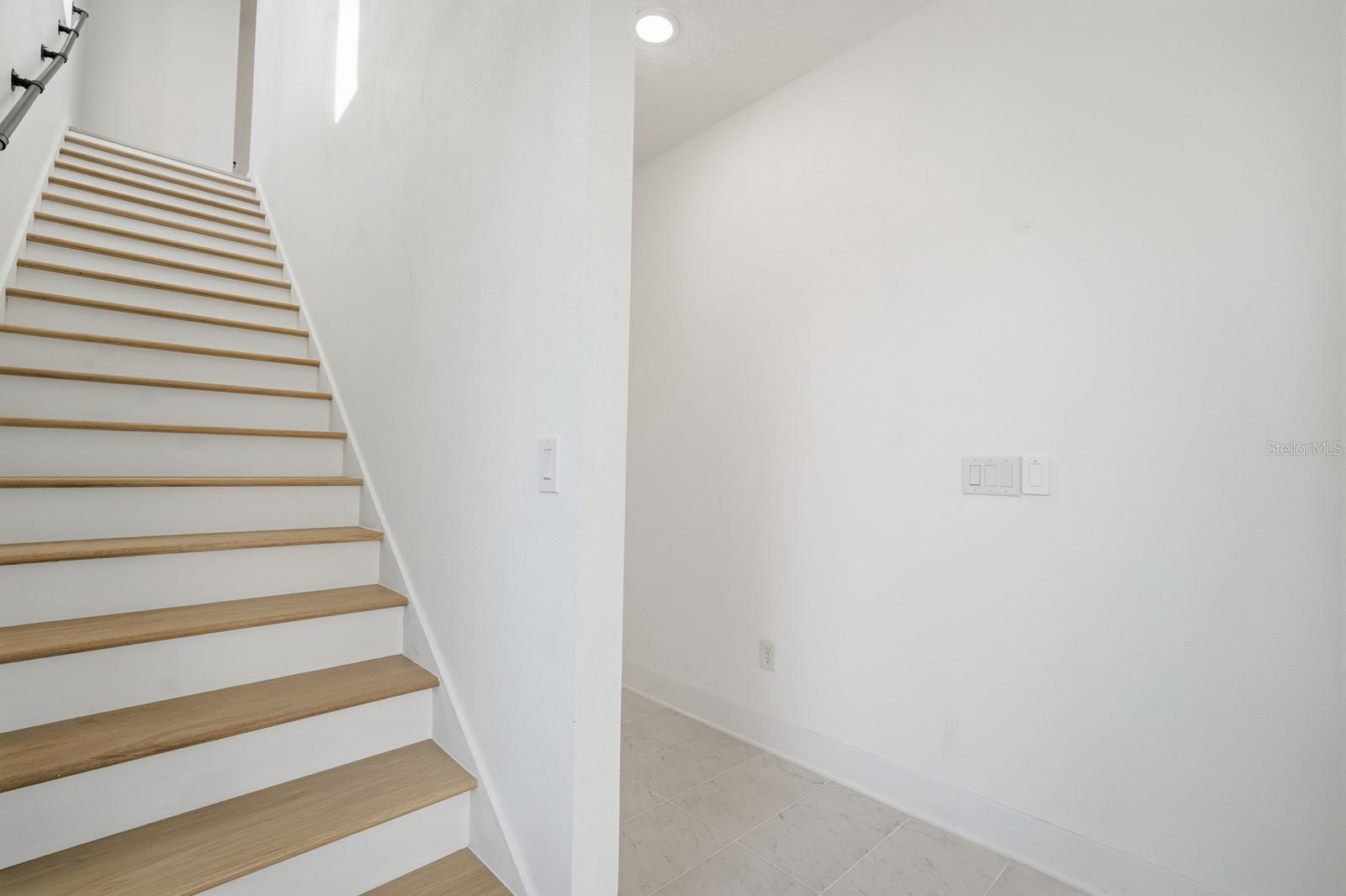 FLAGLER BEACH MODEL LAND COMPANY - Residential