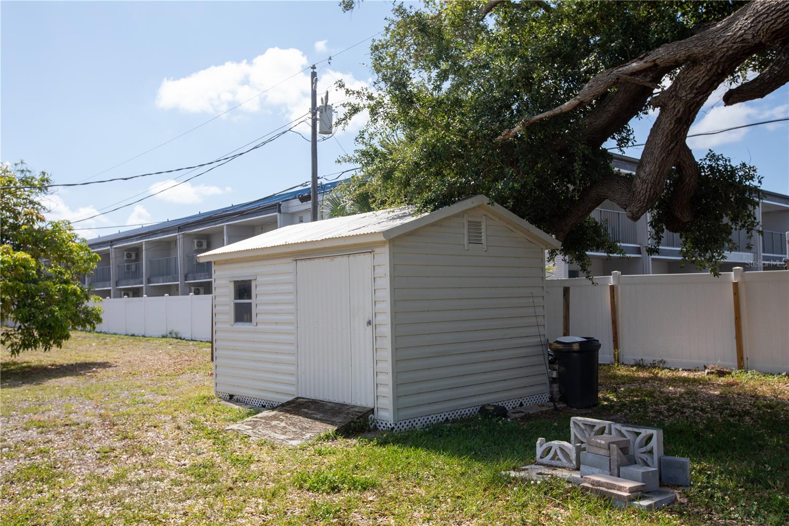 HOL MOB ESTATES 2ND ADD - Residential