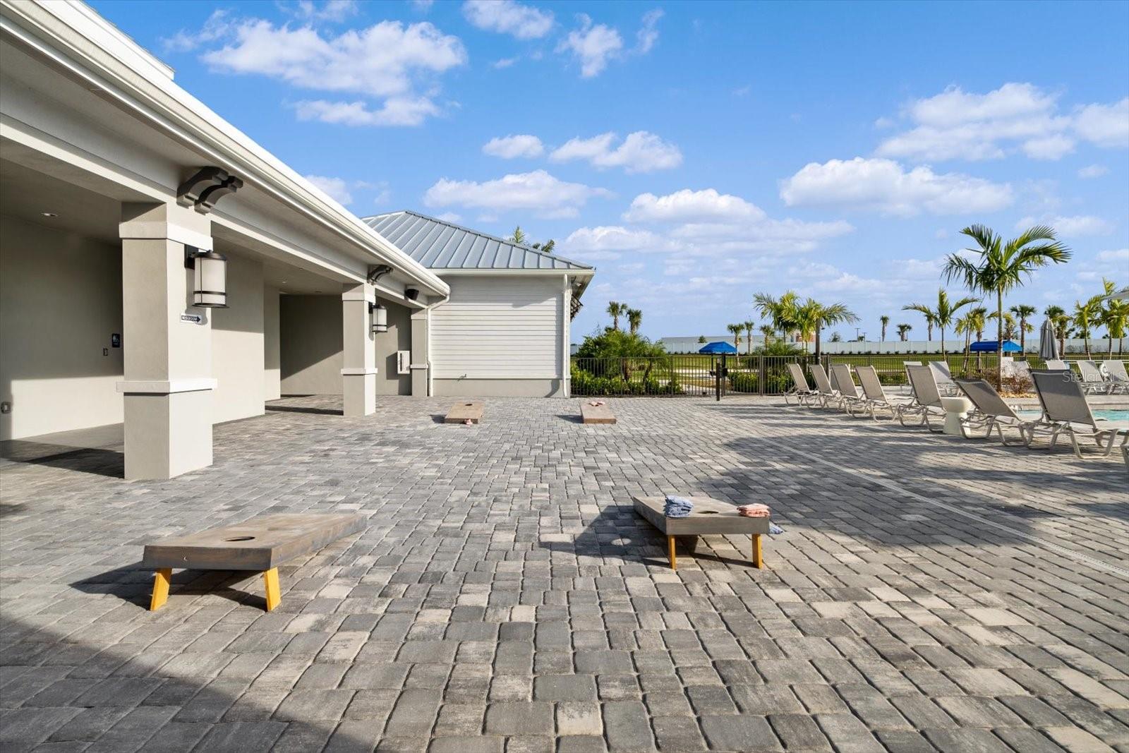 LORRAINE LAKES - Residential Lease