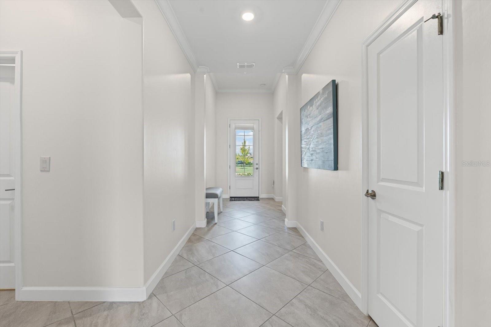 LORRAINE LAKES - Residential Lease