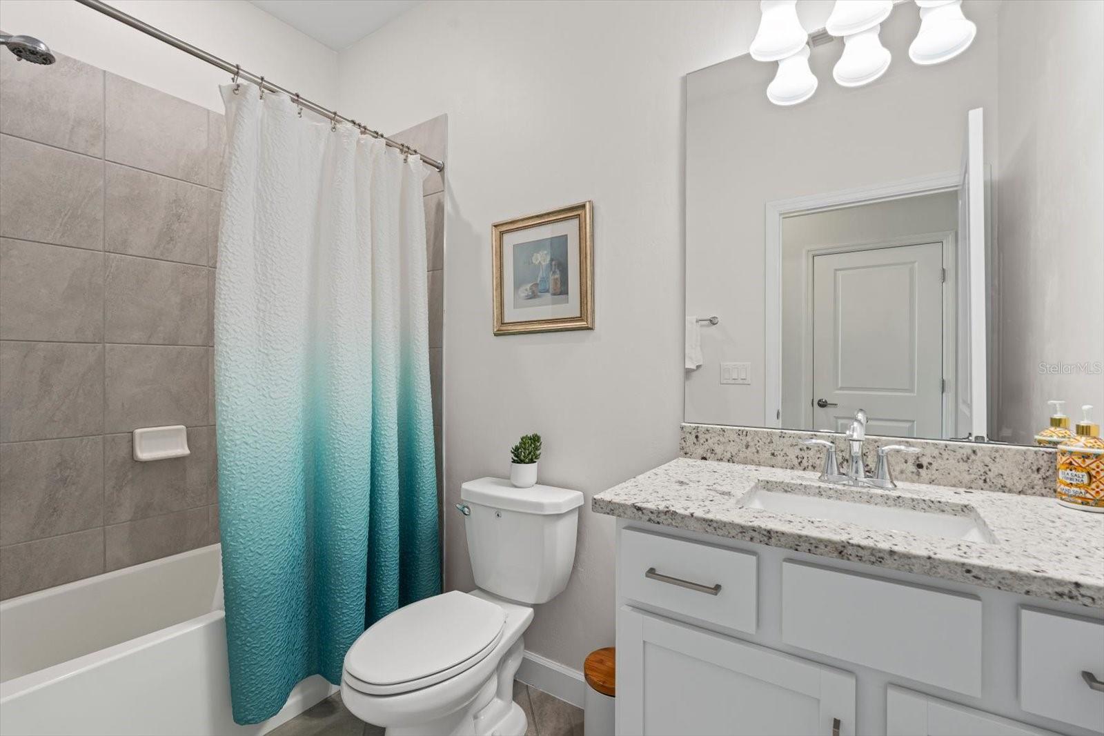 LORRAINE LAKES - Residential Lease
