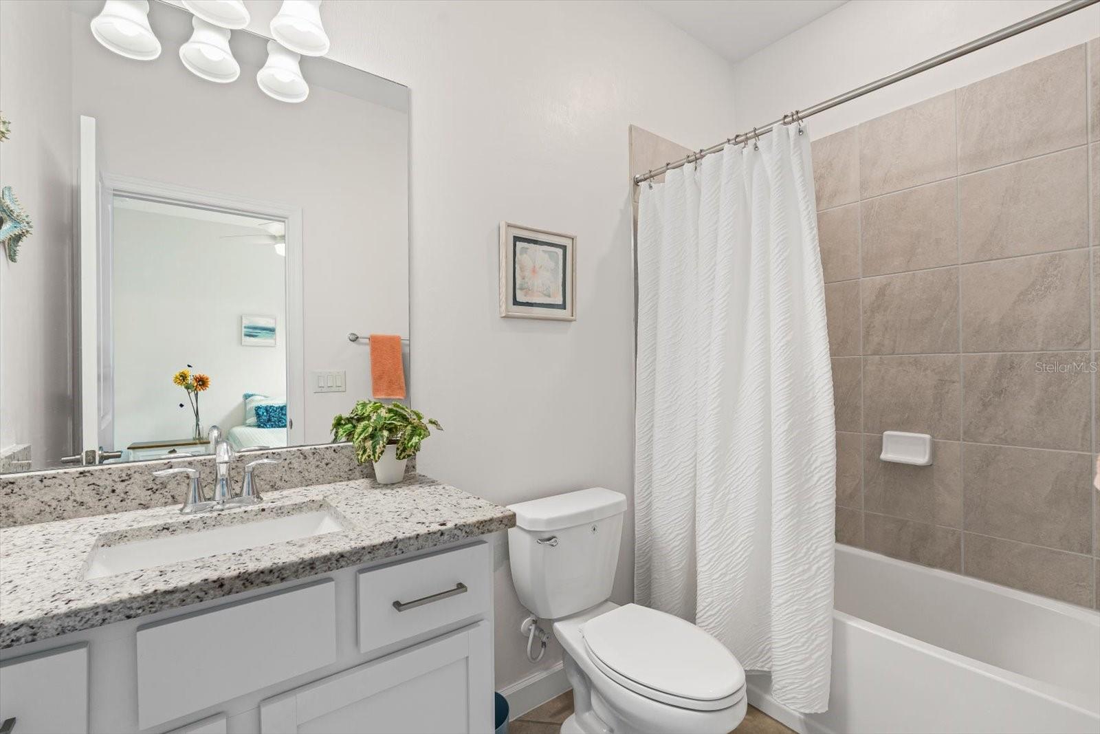 LORRAINE LAKES - Residential Lease