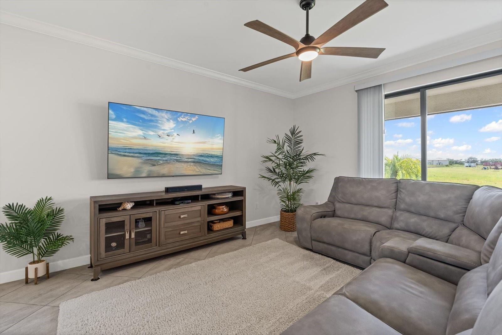LORRAINE LAKES - Residential Lease