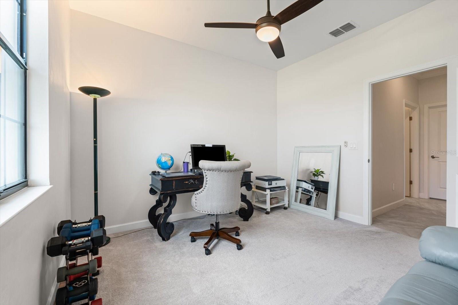 LORRAINE LAKES - Residential Lease