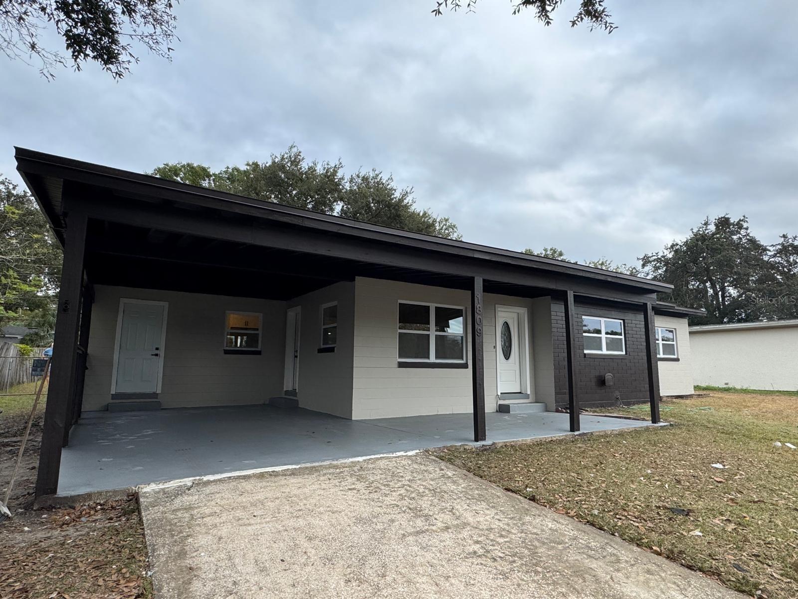 SAN SEM KNOLLS - Residential