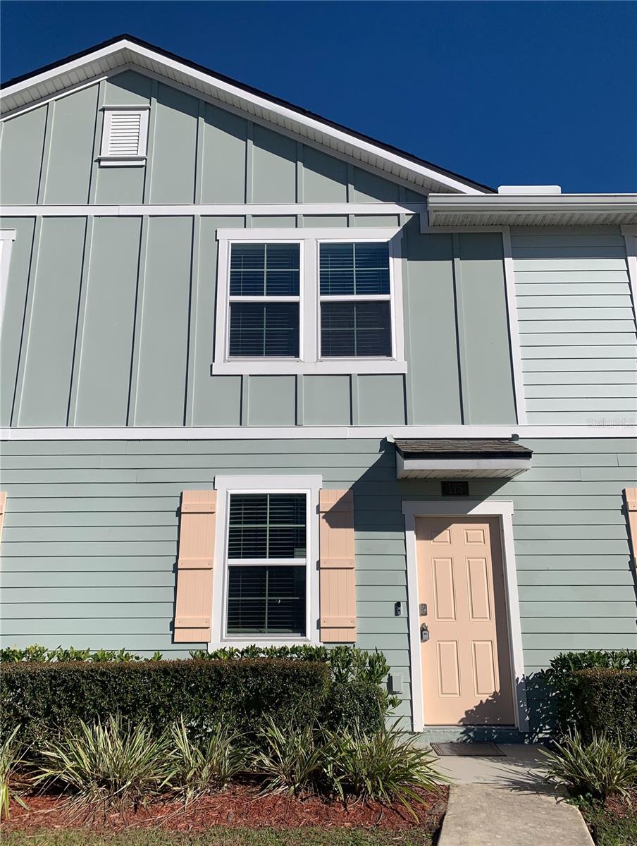 WHISPERING CRK - Residential