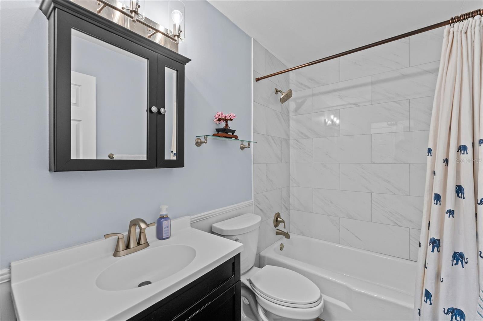 VIRGINIA TERRACE - Residential