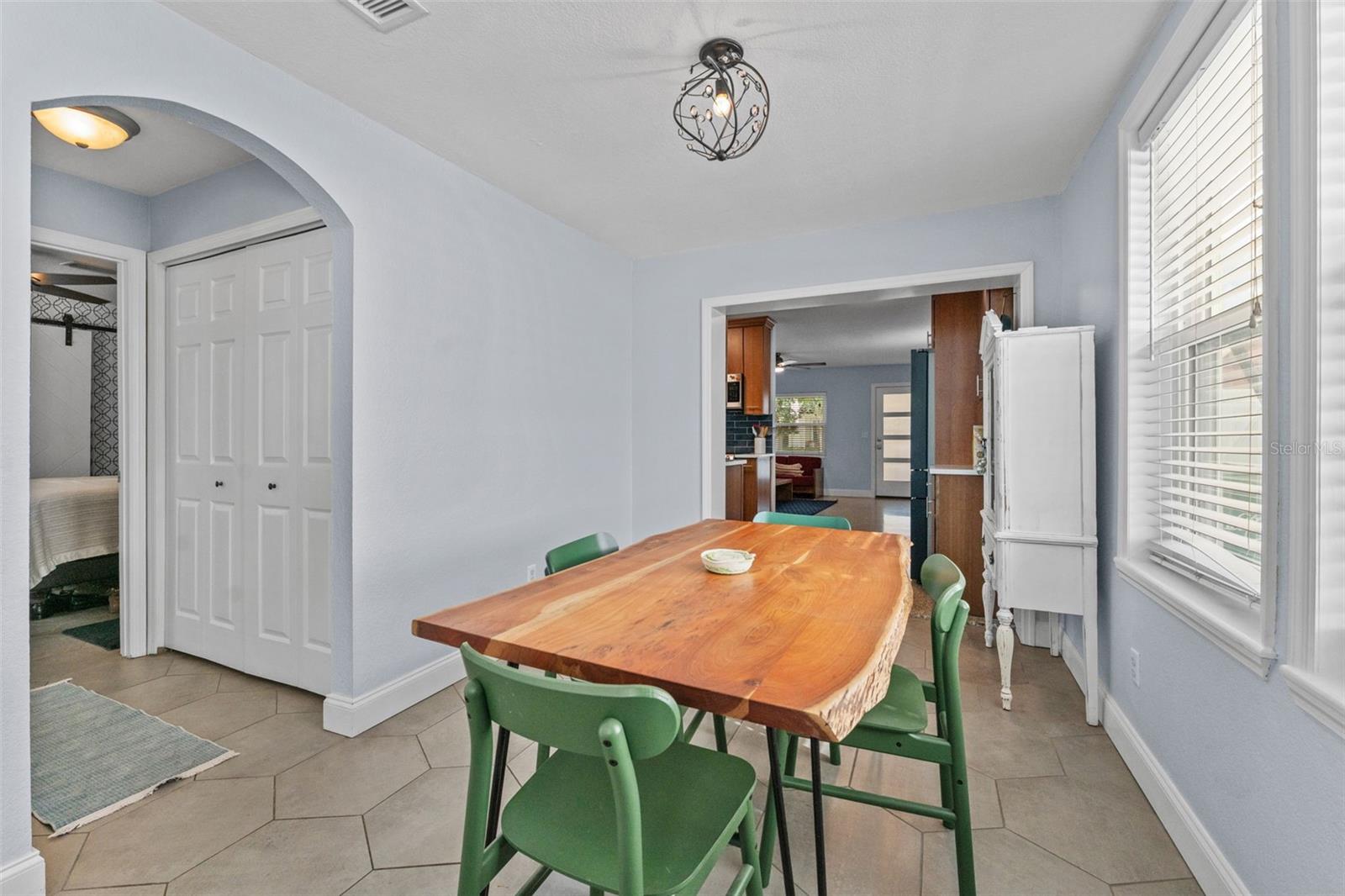 VIRGINIA TERRACE - Residential