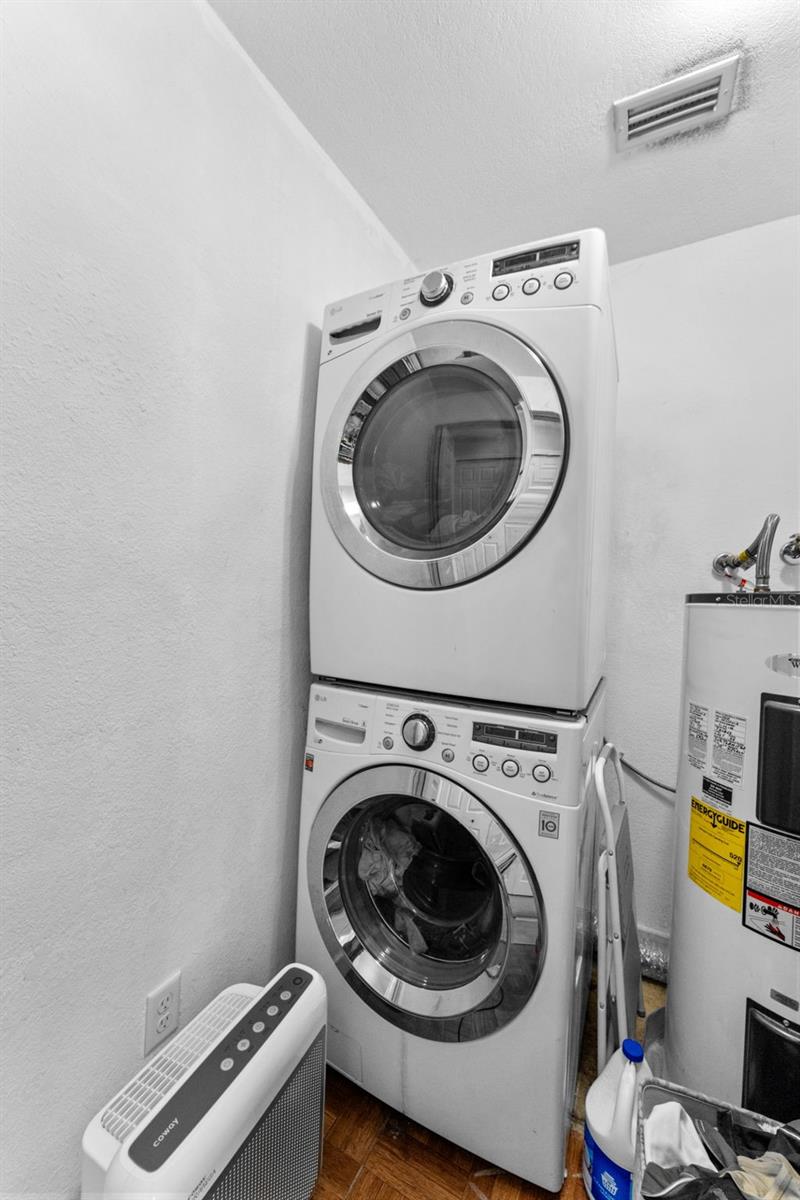 VIRGINIA TERRACE - Residential