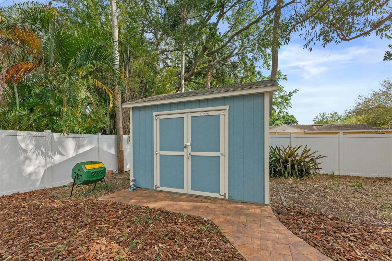 VIRGINIA TERRACE - Residential