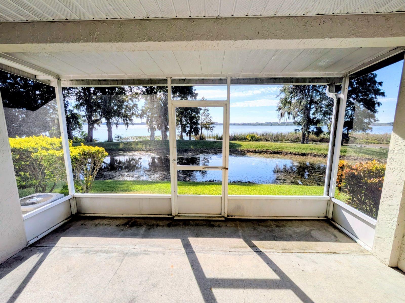 TOWNHOUSES AT PARK LAKE 01 REP - Residential Lease