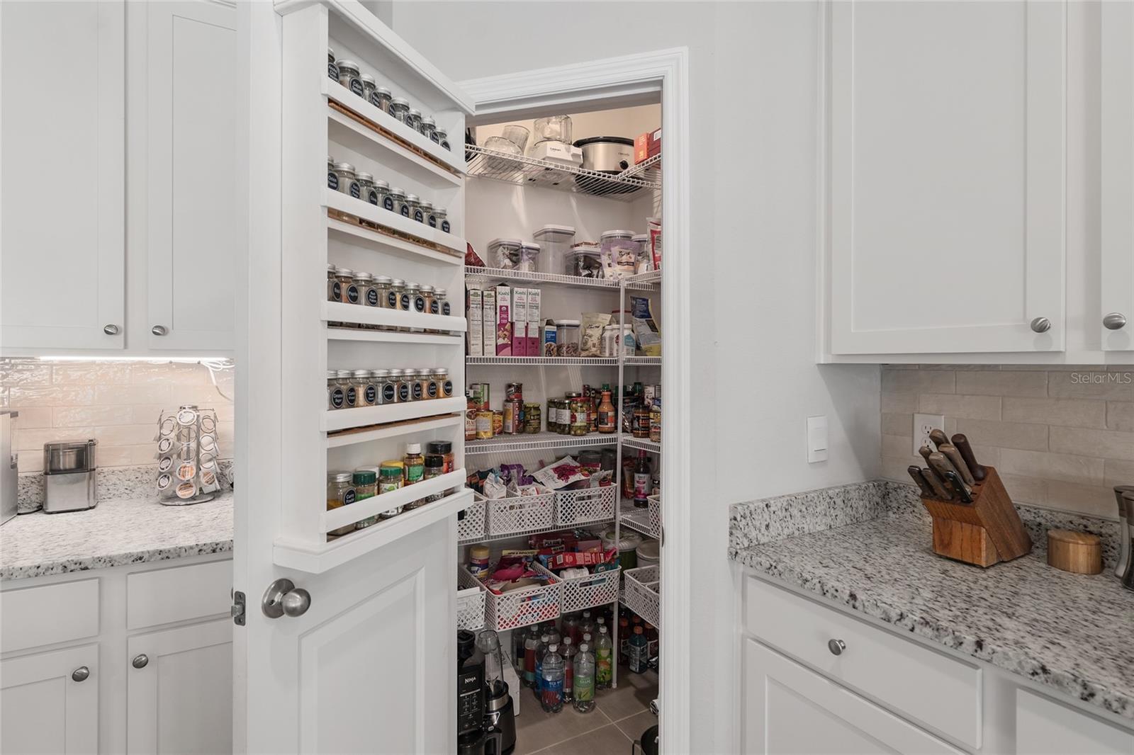 BRIARWOOD PH 1 PB 37 PG 33 - Residential