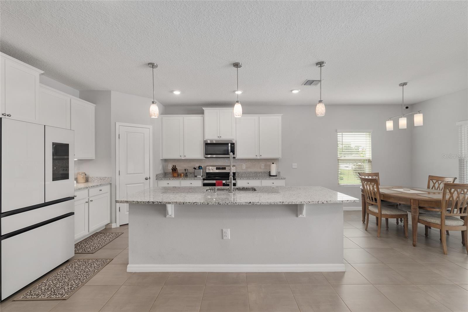 BRIARWOOD PH 1 PB 37 PG 33 - Residential