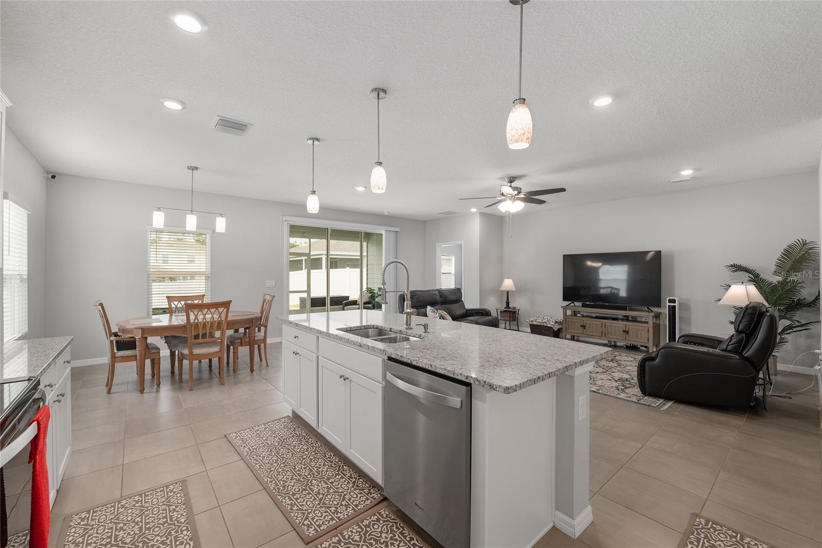 BRIARWOOD PH 1 PB 37 PG 33 - Residential