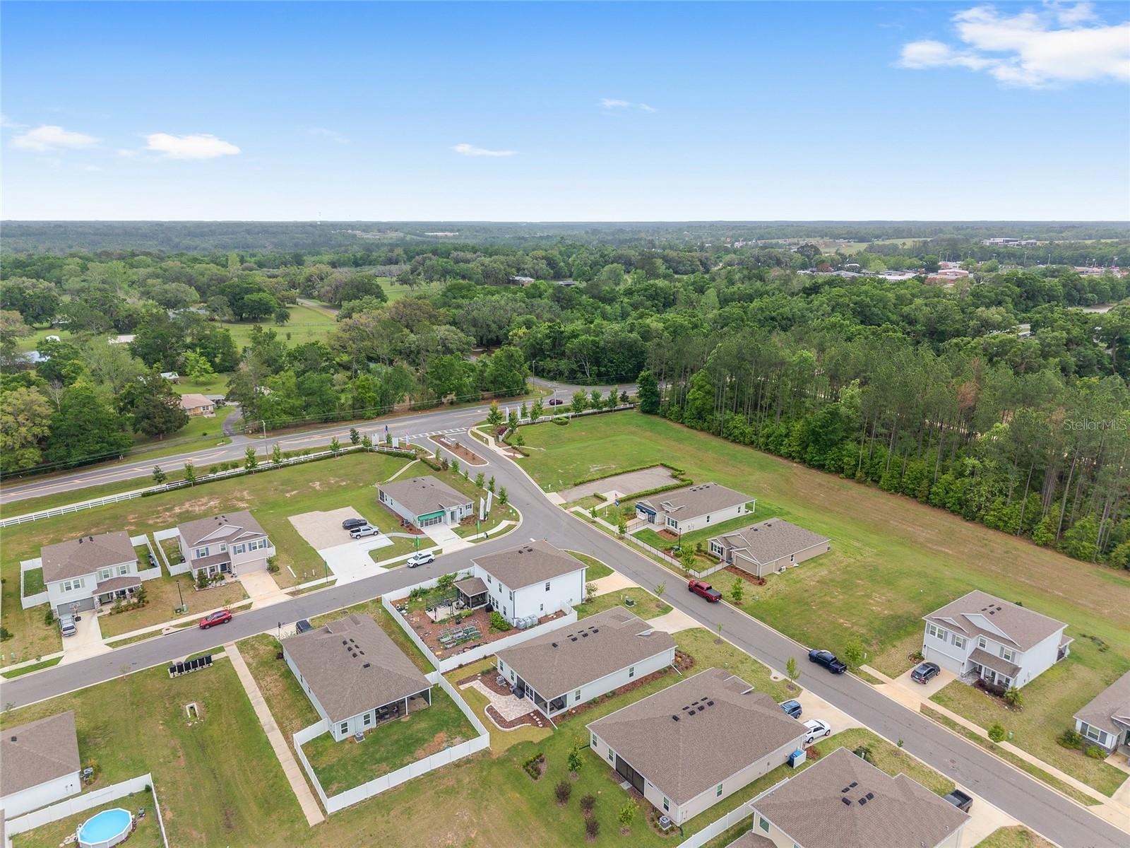 BRIARWOOD PH 1 PB 37 PG 33 - Residential