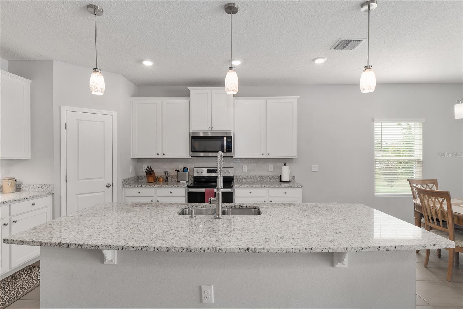 BRIARWOOD PH 1 PB 37 PG 33 - Residential