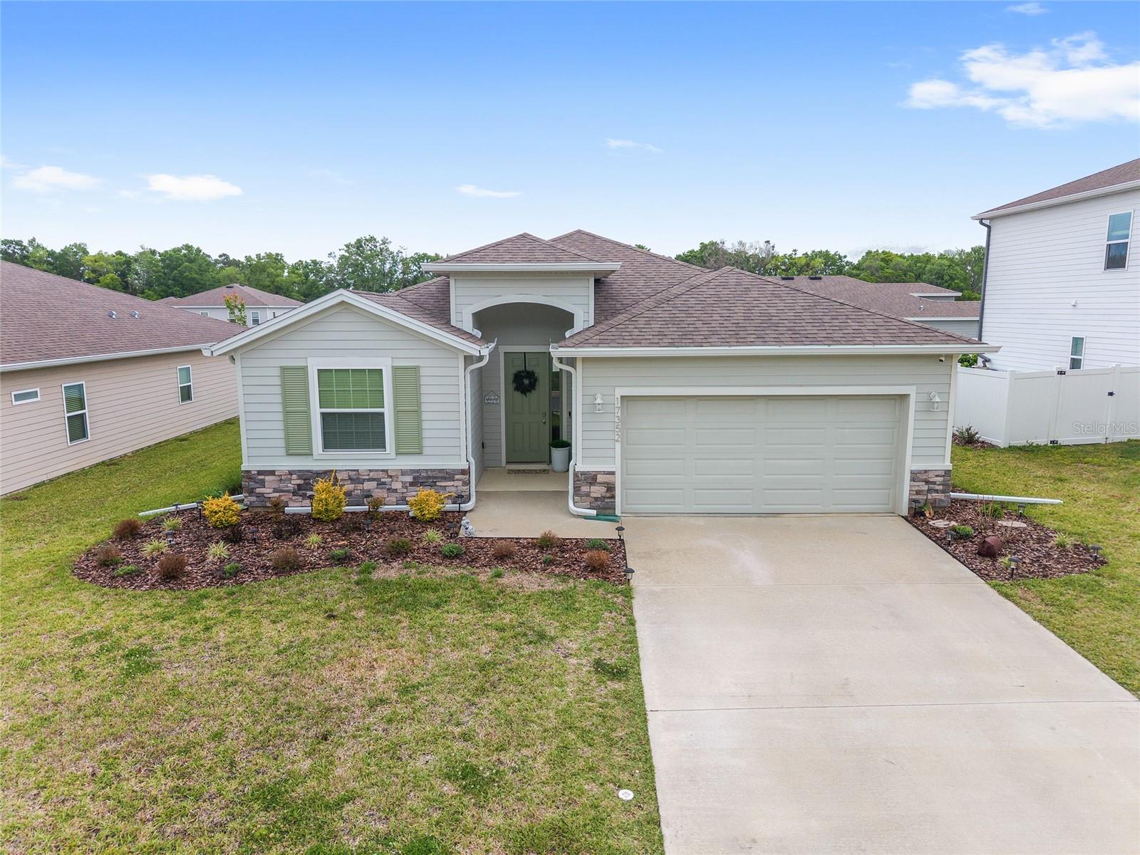 BRIARWOOD PH 1 PB 37 PG 33 - Residential