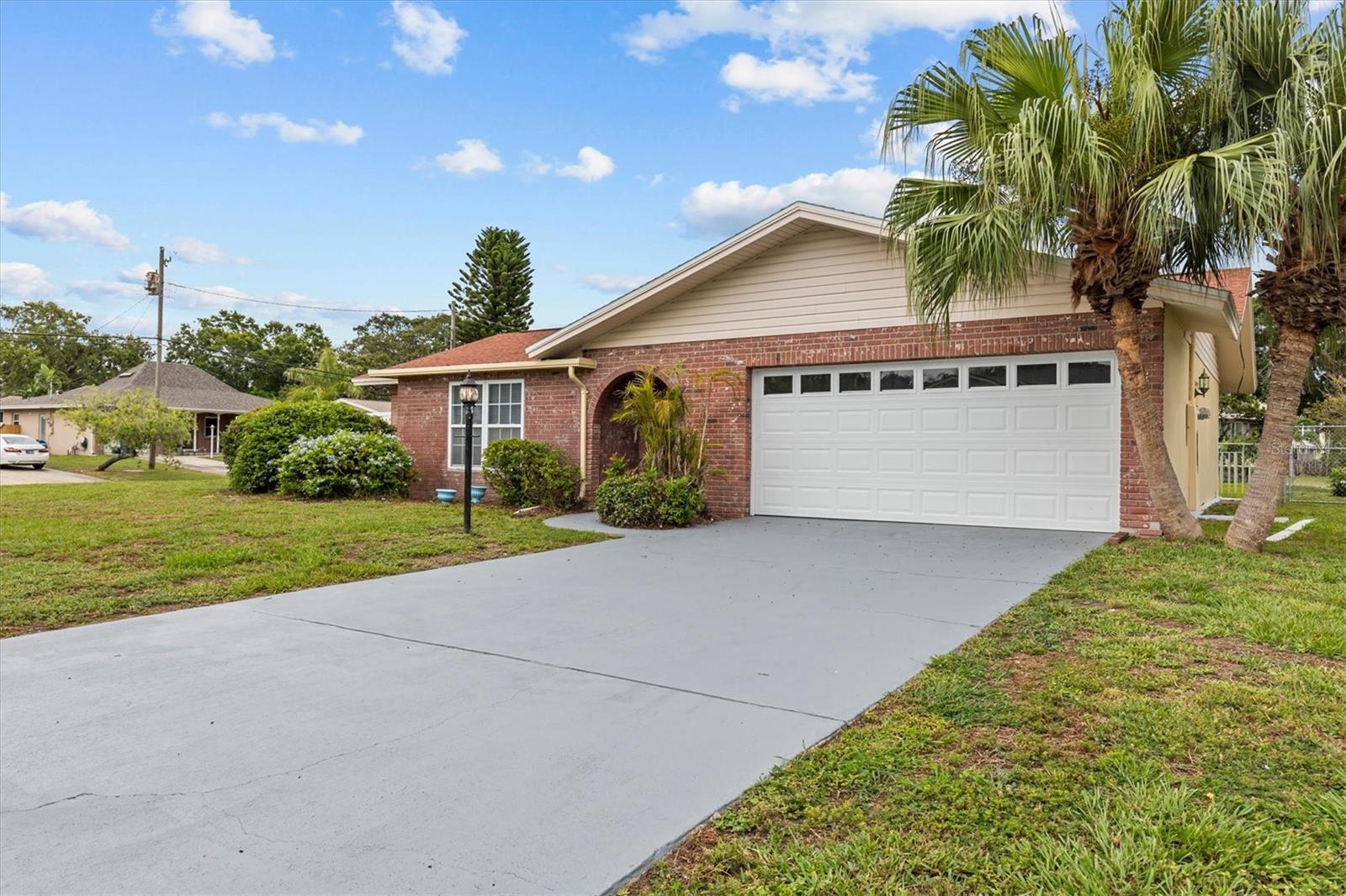 326 CIRCLE DRIVE