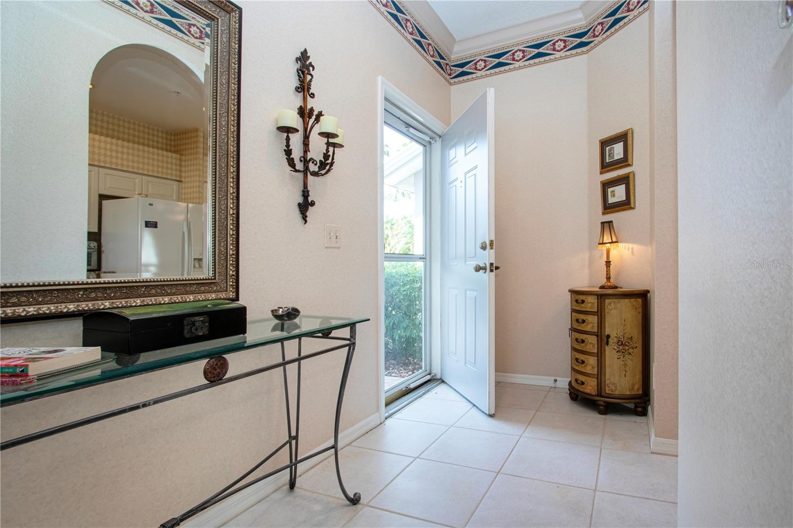 HERITAGE OAKS GOLF & COUNTRY CLUB - Residential
