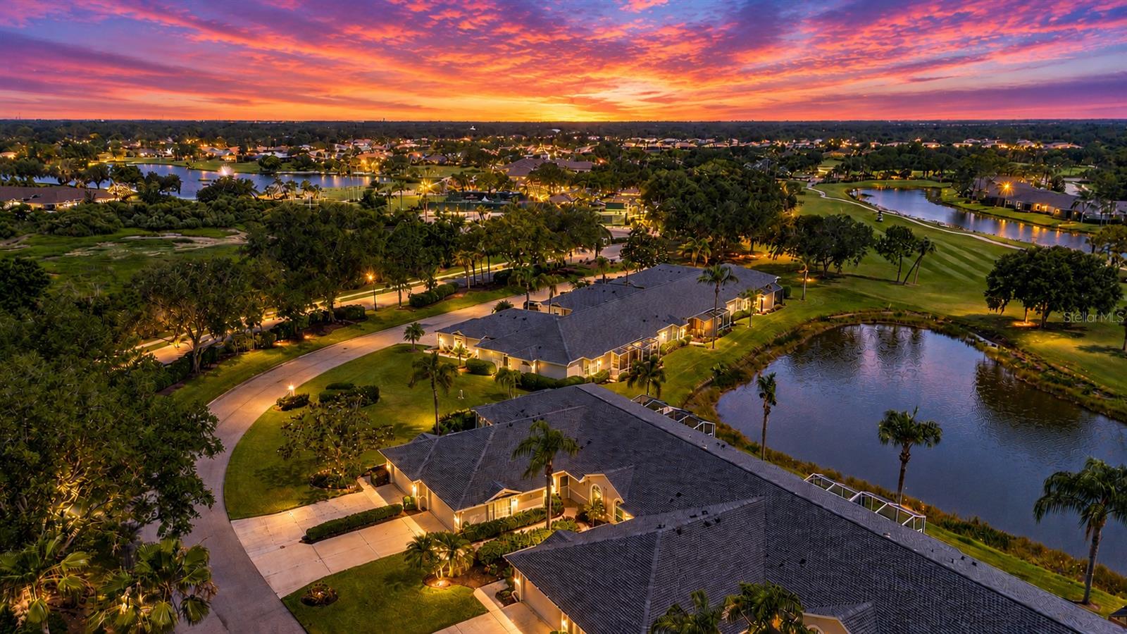 HERITAGE OAKS GOLF & COUNTRY CLUB - Residential