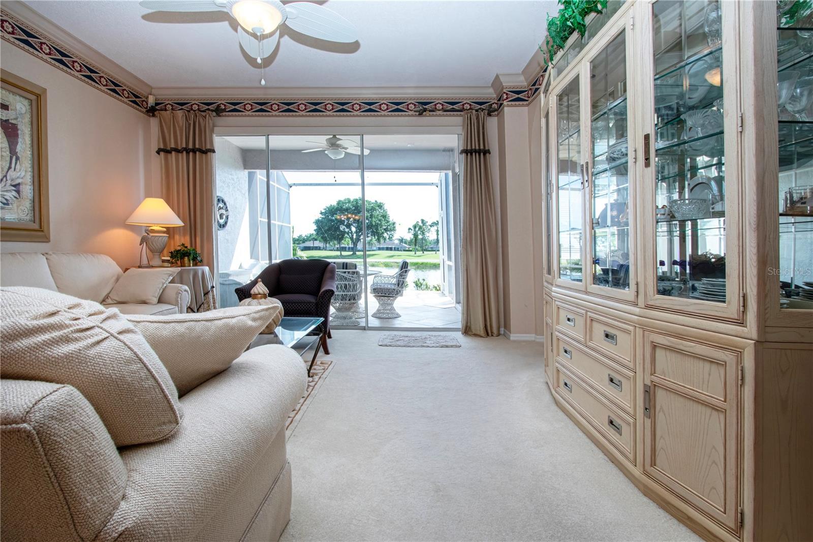 HERITAGE OAKS GOLF & COUNTRY CLUB - Residential