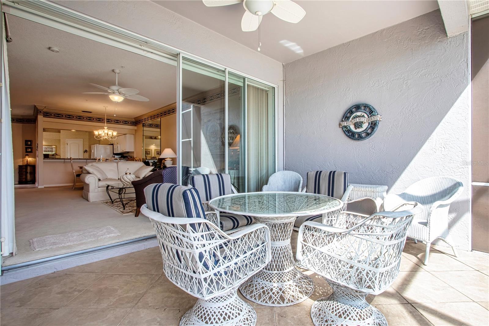 HERITAGE OAKS GOLF & COUNTRY CLUB - Residential