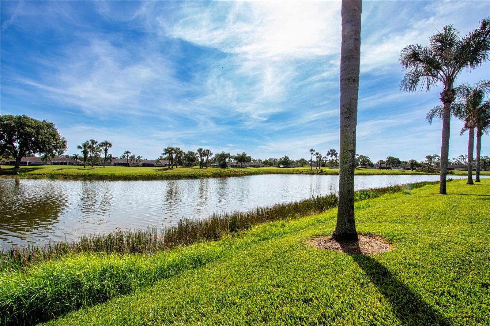 HERITAGE OAKS GOLF & COUNTRY CLUB - Residential