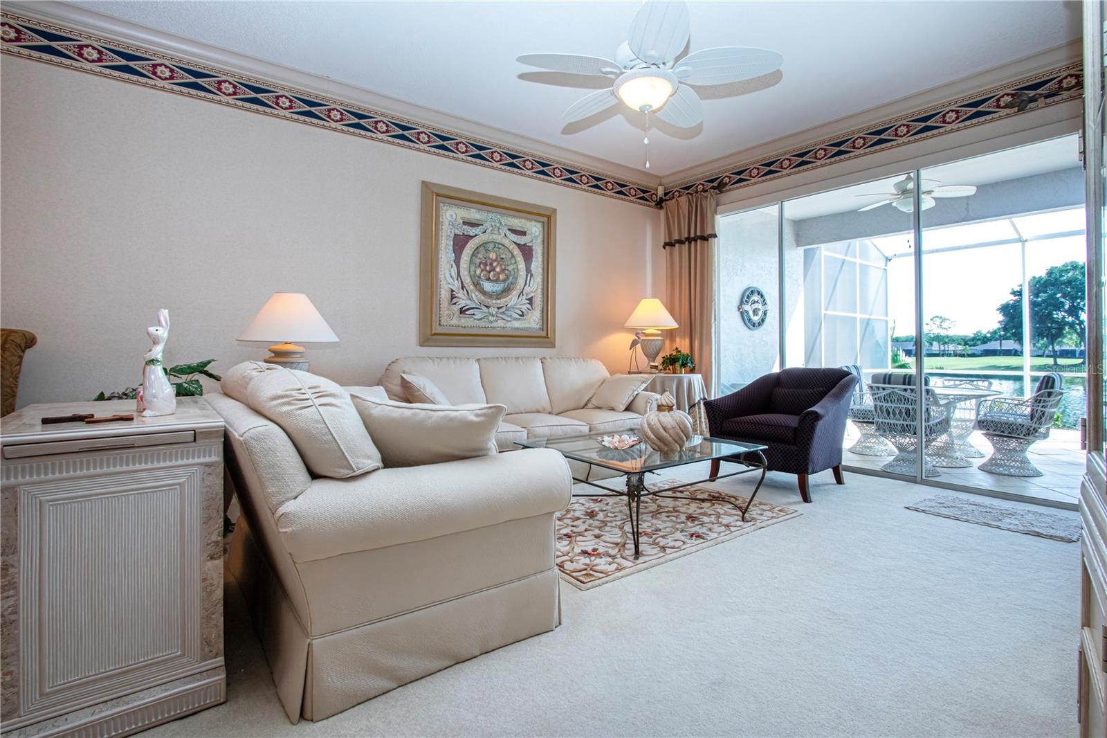 HERITAGE OAKS GOLF & COUNTRY CLUB - Residential