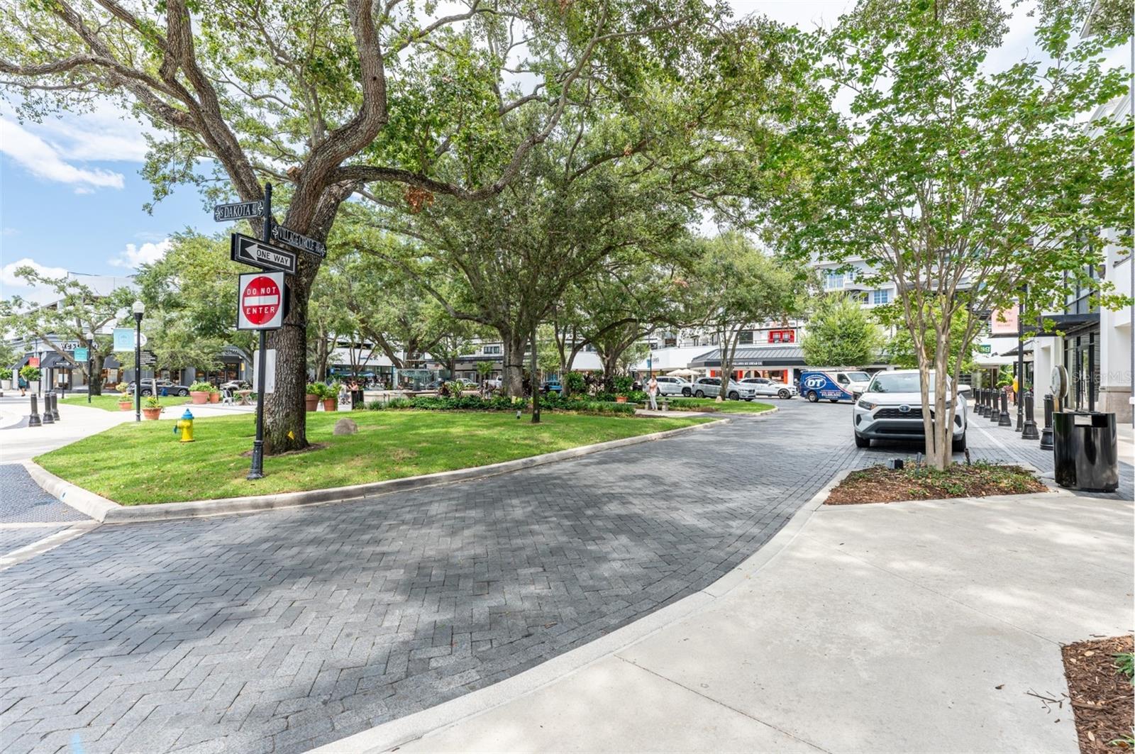 HYDE PARK WALK A CONDO - Residential Lease