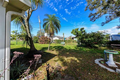 A home in PORT CHARLOTTE