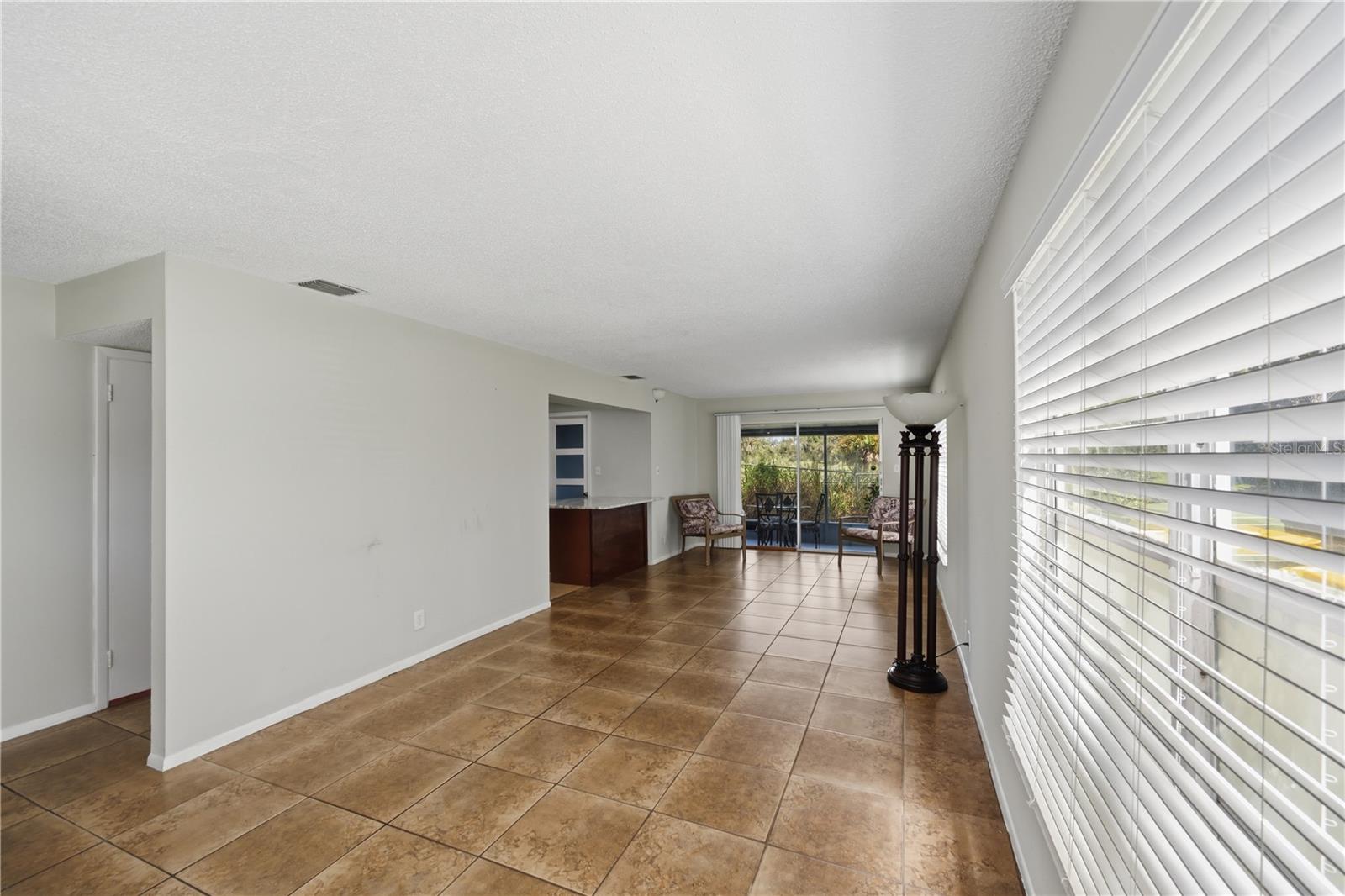 318 BARLOW AVENUE 71