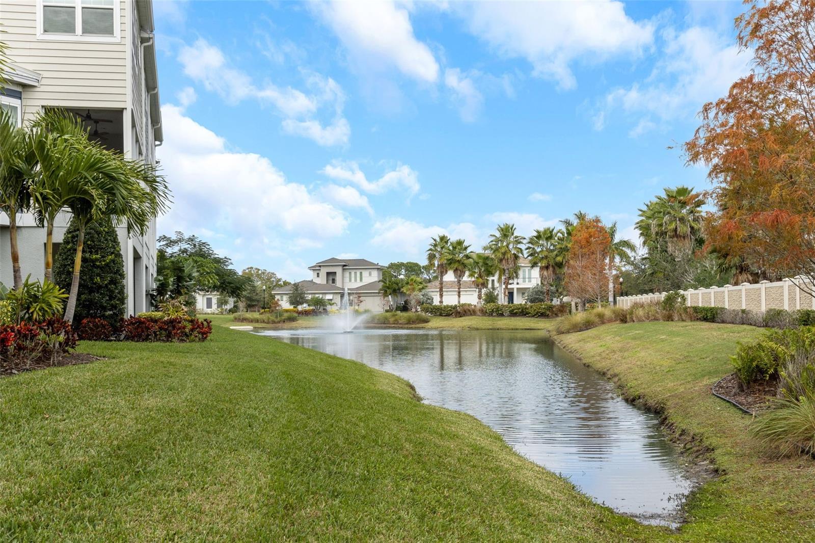 COVE/ROCKY POINT - Residential Lease