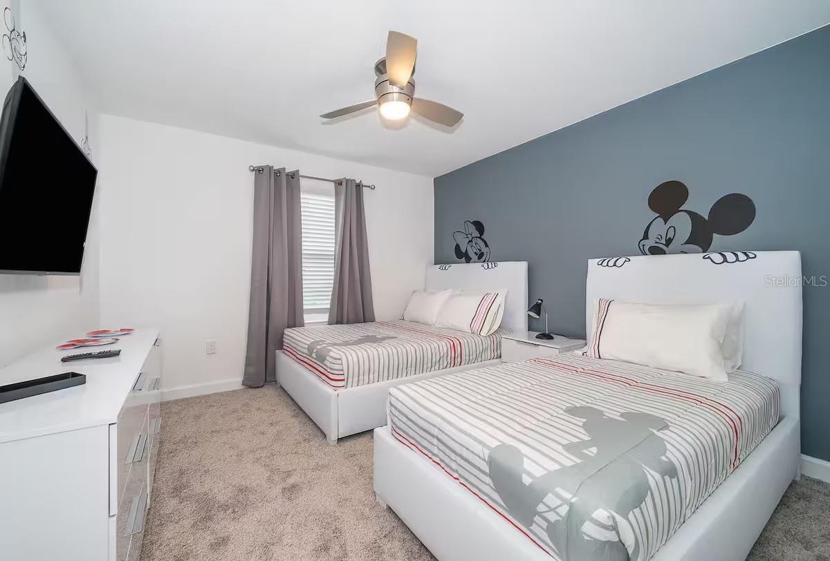 COVE AT STOREY LAKE 4 - Residential