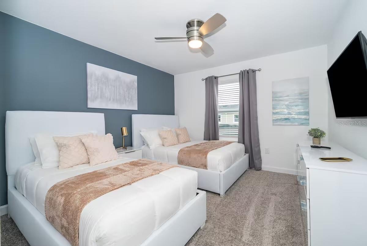 COVE AT STOREY LAKE 4 - Residential