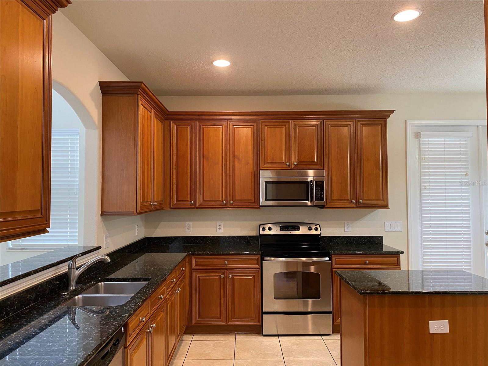 AVILLA - Residential Lease