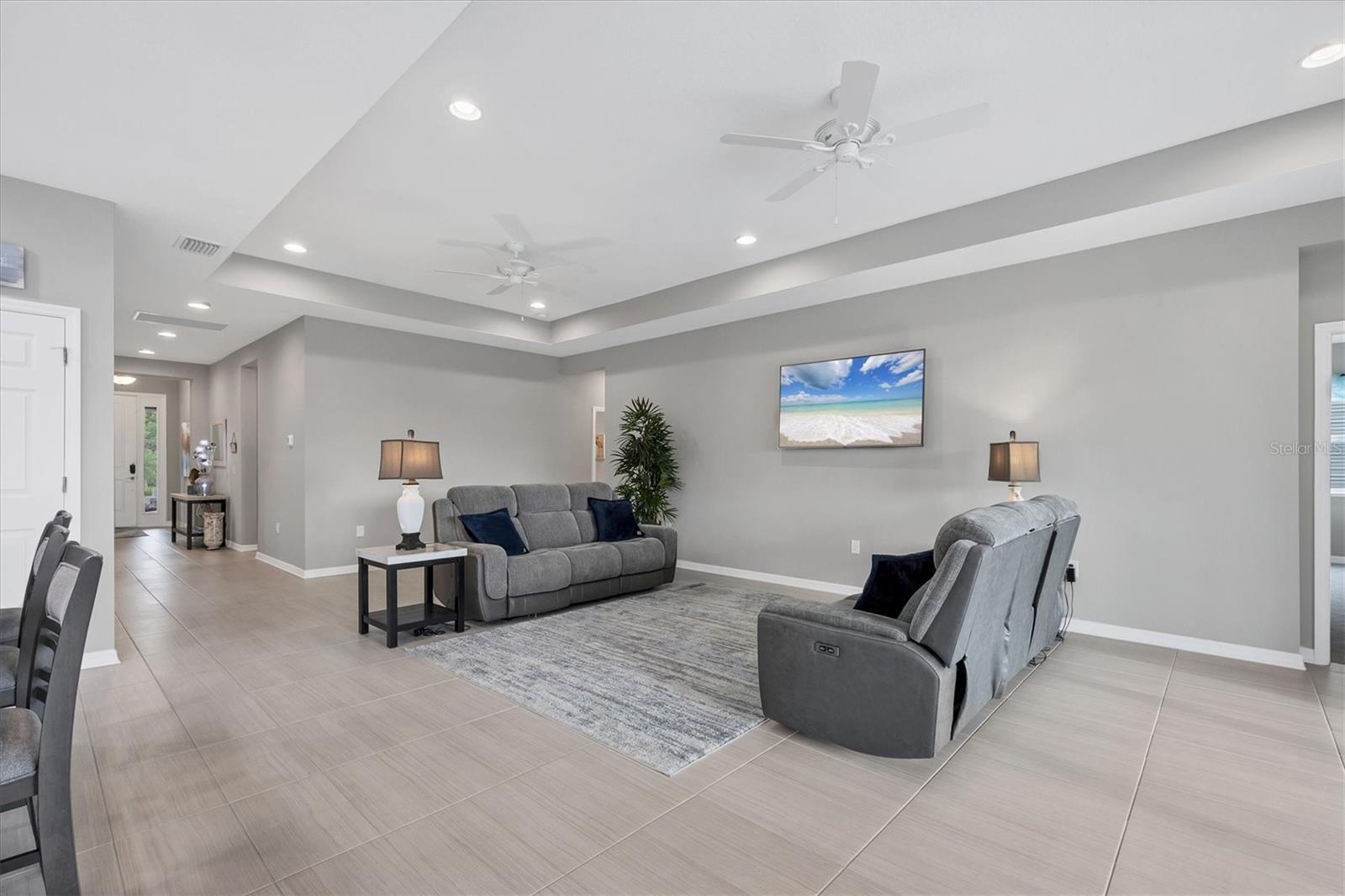 OASIS/WEST VLGS PH 1 - Residential