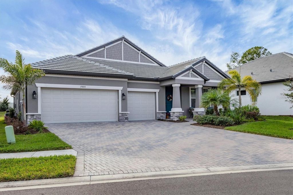 Photo of 19807 Bridgetown Loop, Venice, FL 34293 (MLS # N6140733)