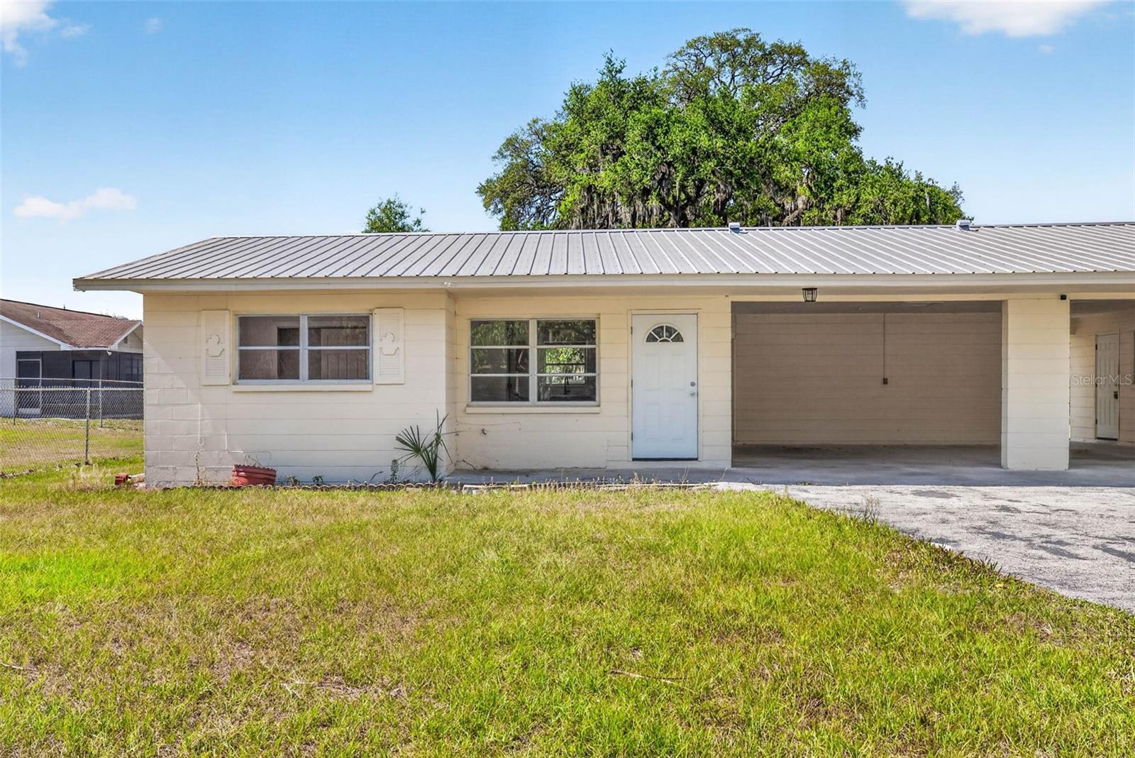 LAKEWOOD - Residential Lease