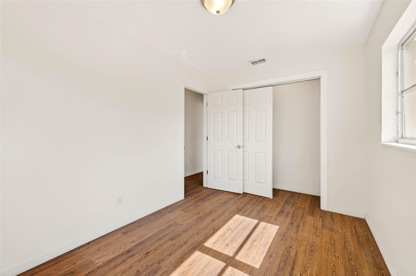 LAKEWOOD - Residential Lease
